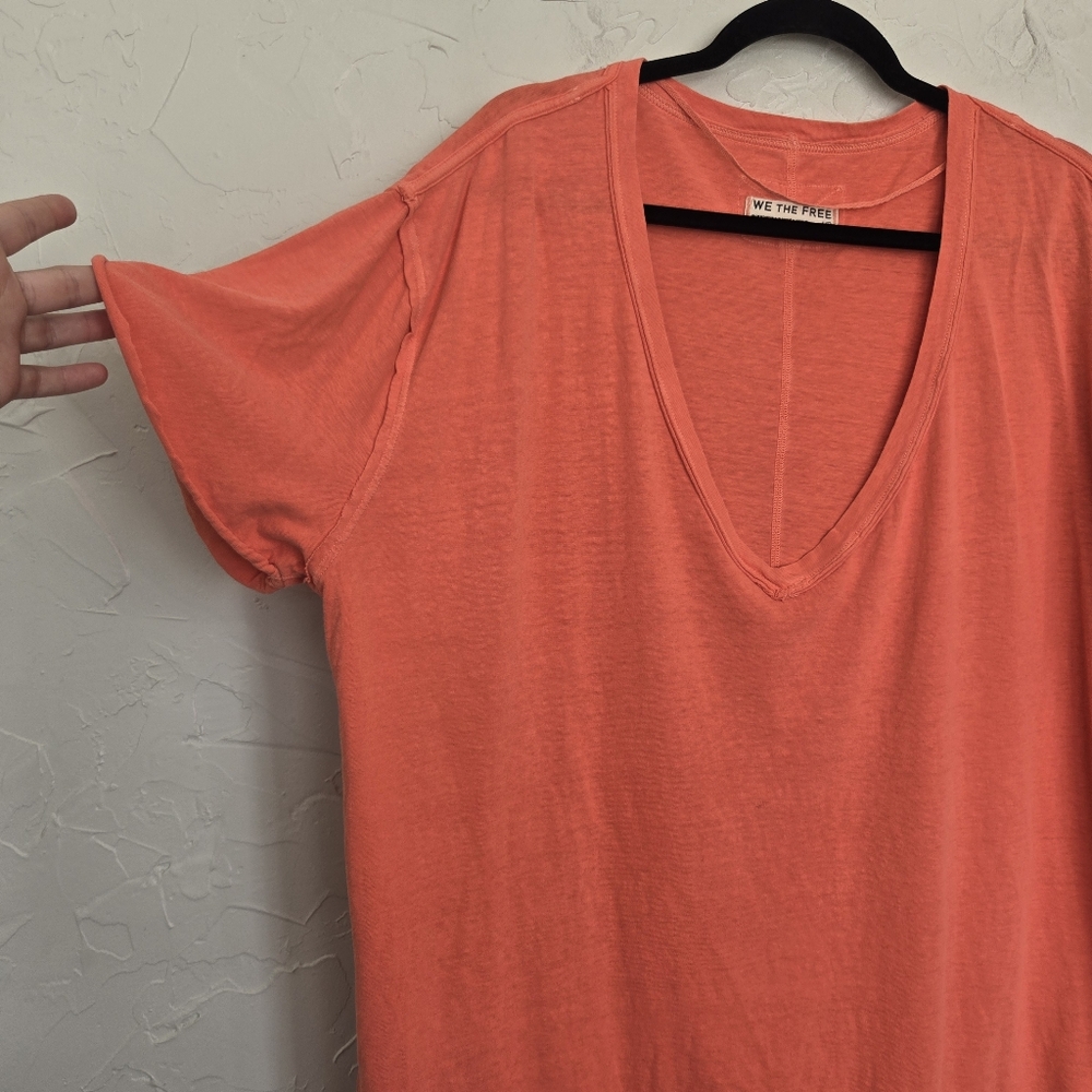 Free People Oversized Coral V Neck Tee Top, L - Picture 4 of 11